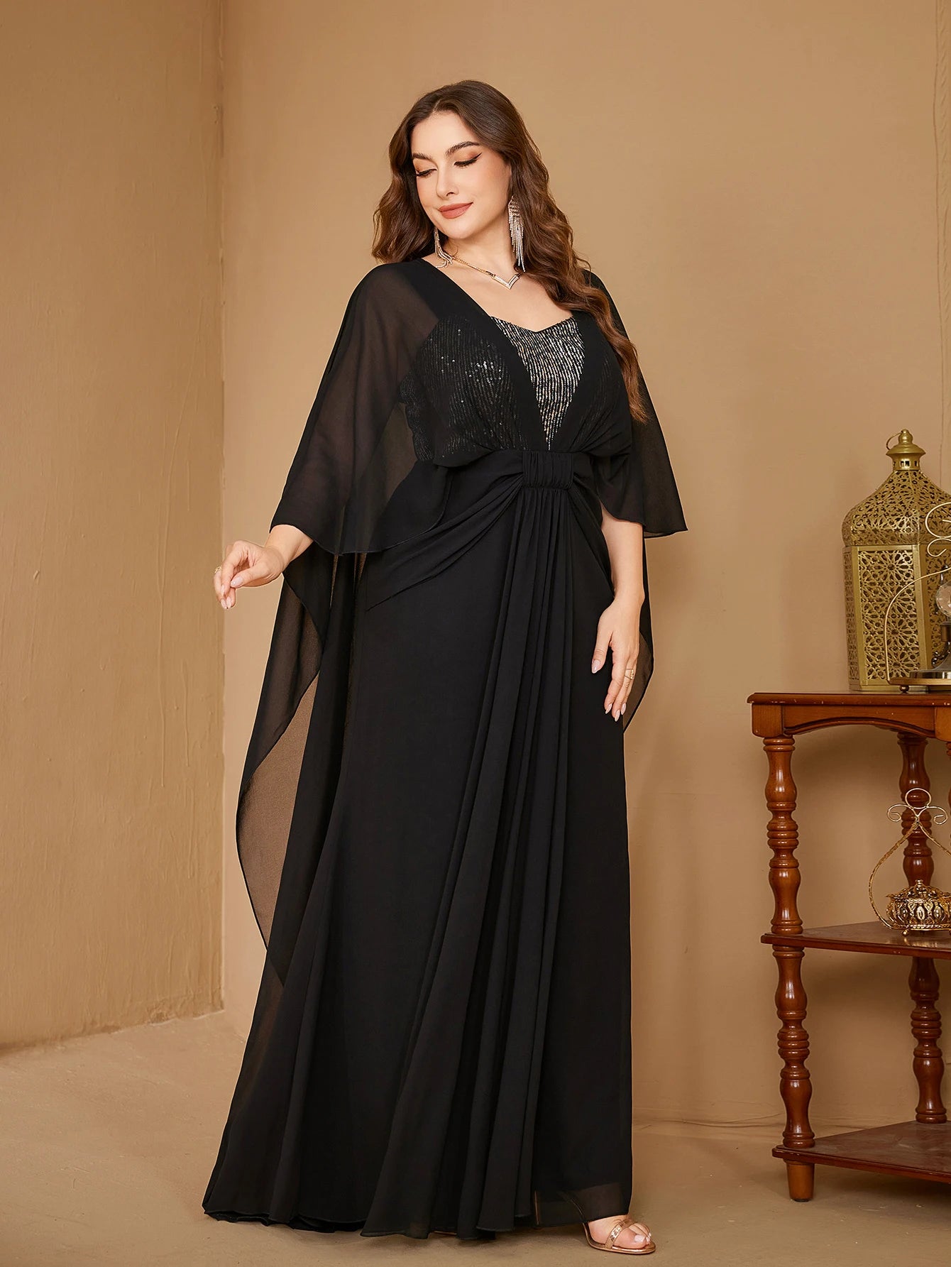 UNITHORSE Plus Size Sweetheart Neck Sequin Evening Dress