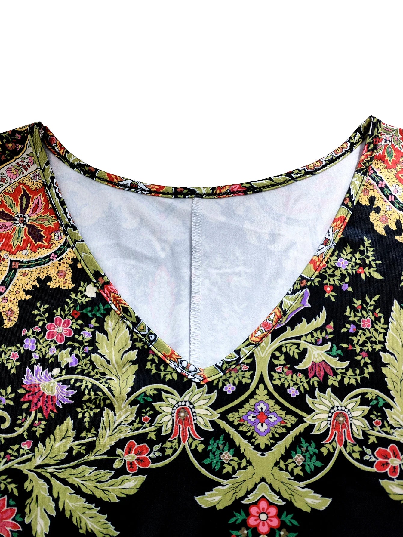 Plus Size Boho Floral V-Neck Maxi Dress