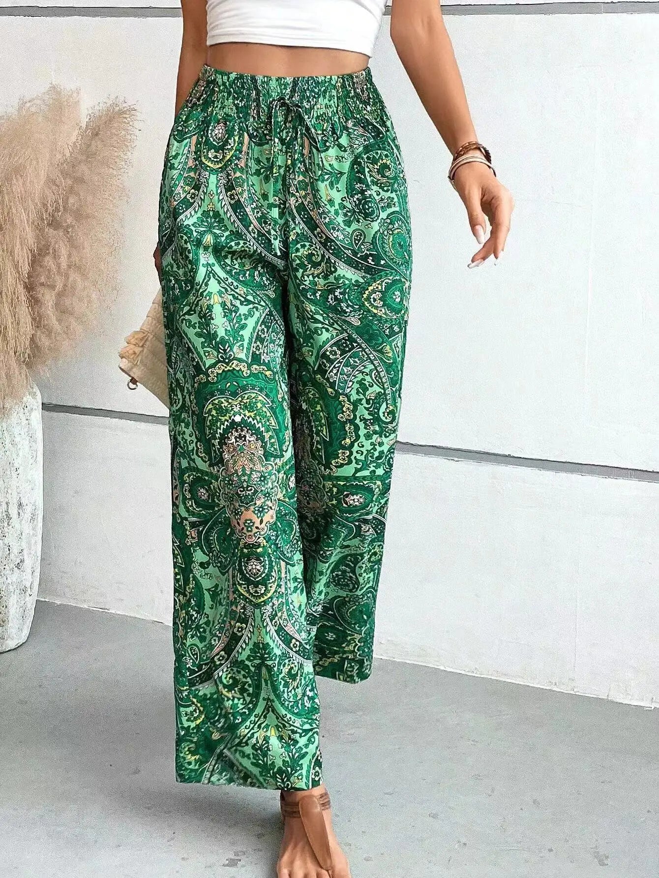 Women’s Vintage Print High-Waisted Wide Leg Pants