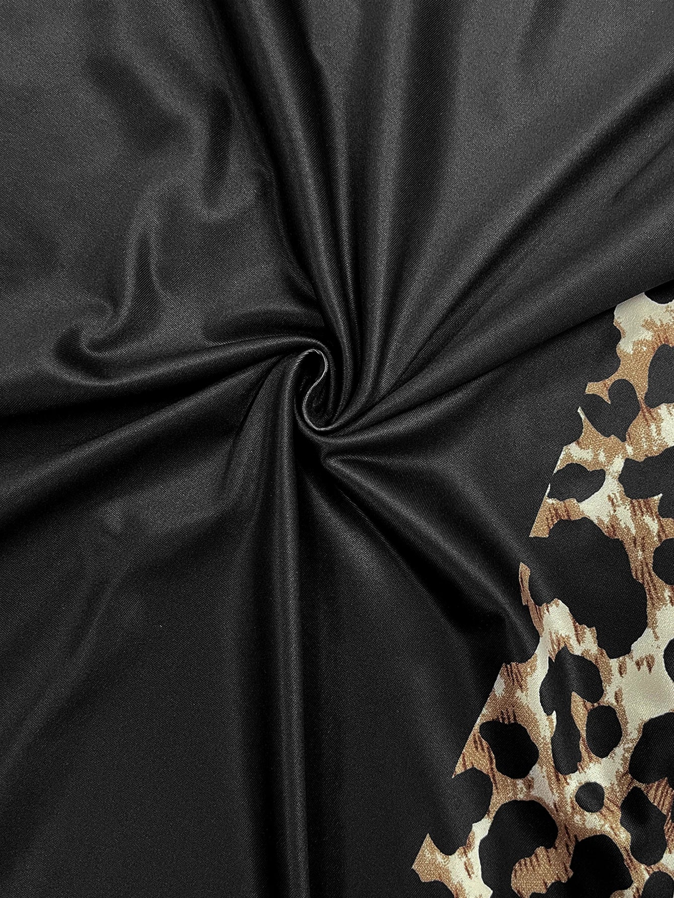 Plus Size Leopard Print Maxi Dress with Pockets