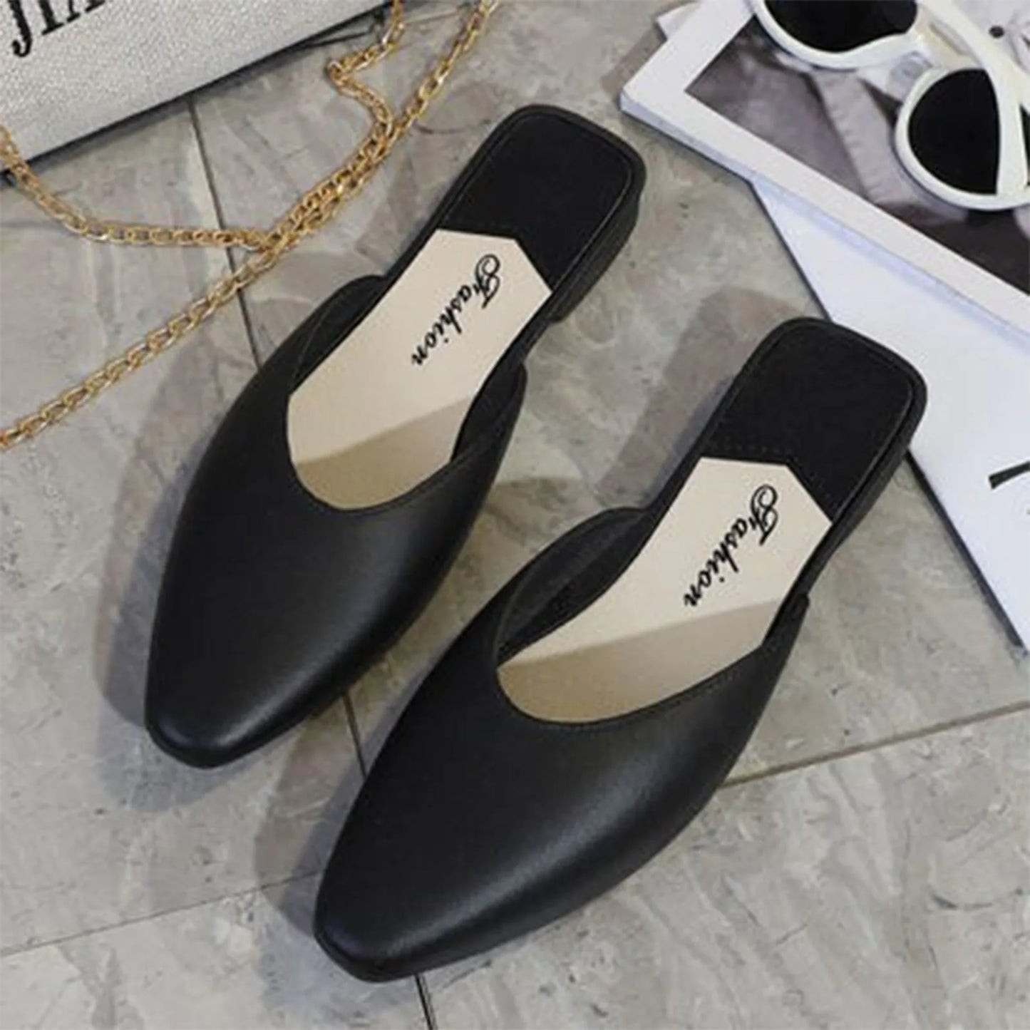 Women's Closed-Toe Flat Summer Slippers