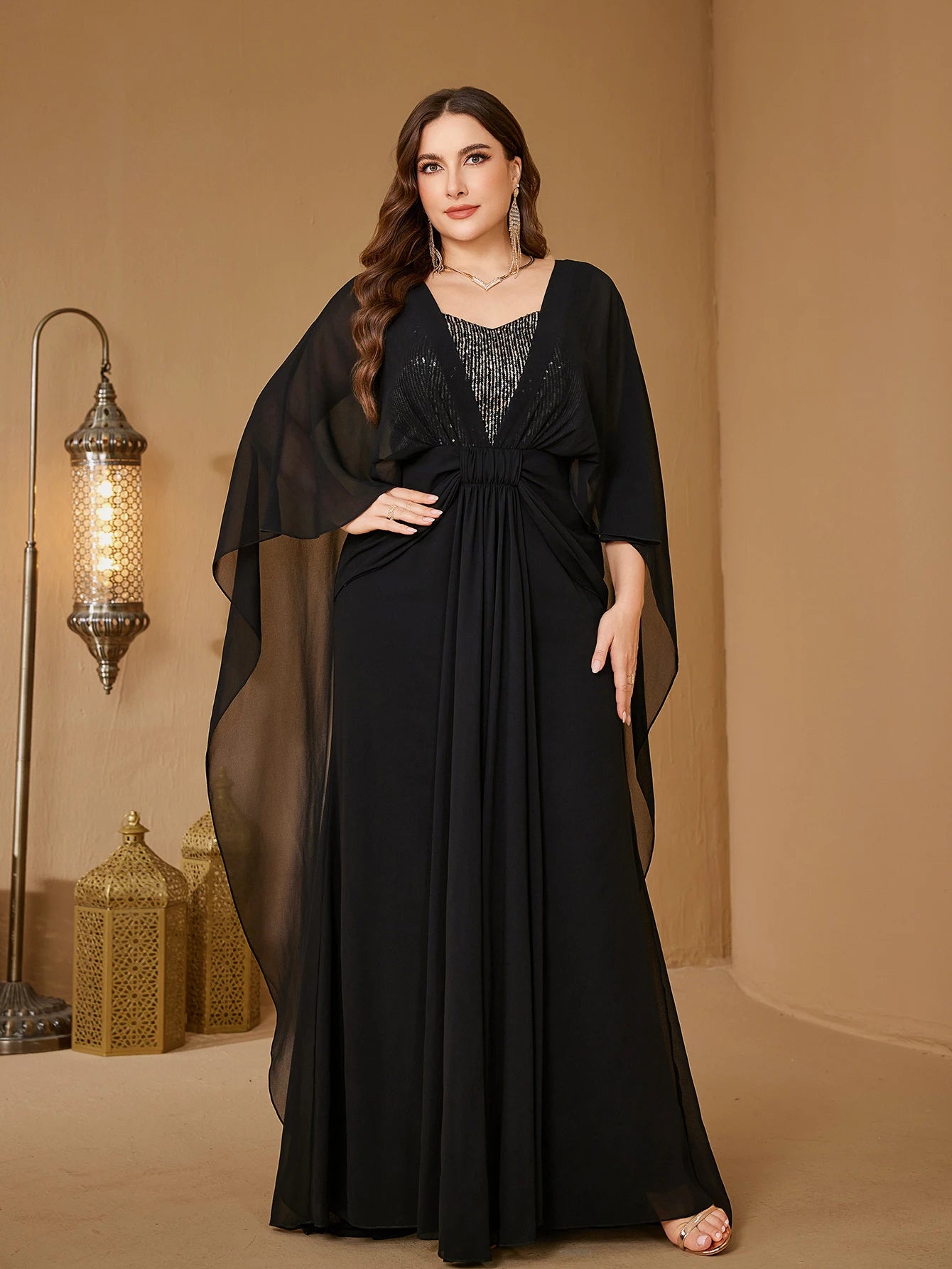 UNITHORSE Plus Size Sweetheart Neck Sequin Evening Dress
