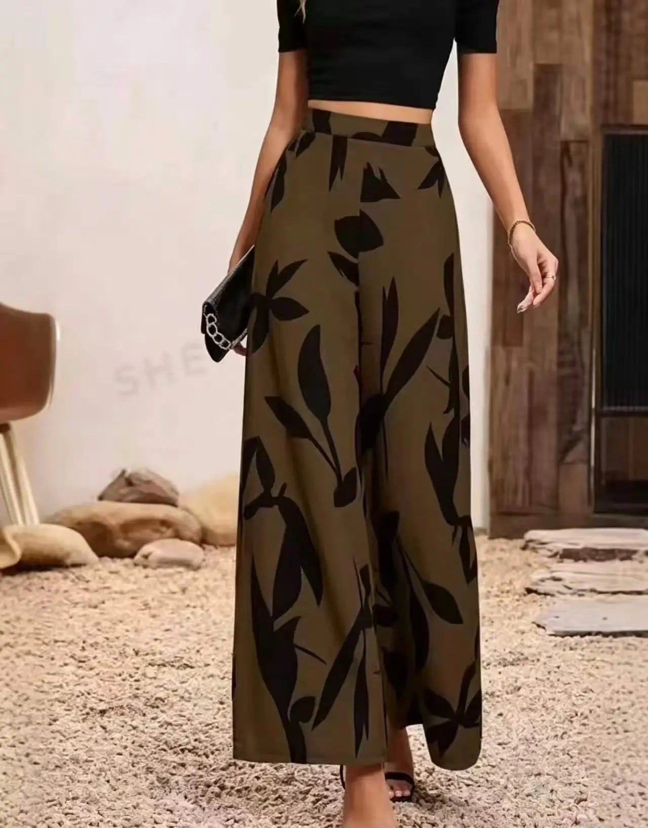 Women’s Leaf Print Wide Leg Casual Pants