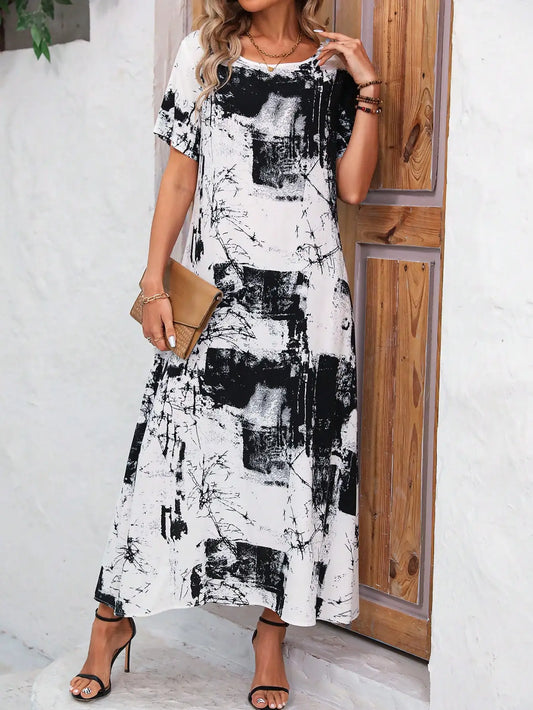 Women’s Black & White Abstract Print Maxi Dress
