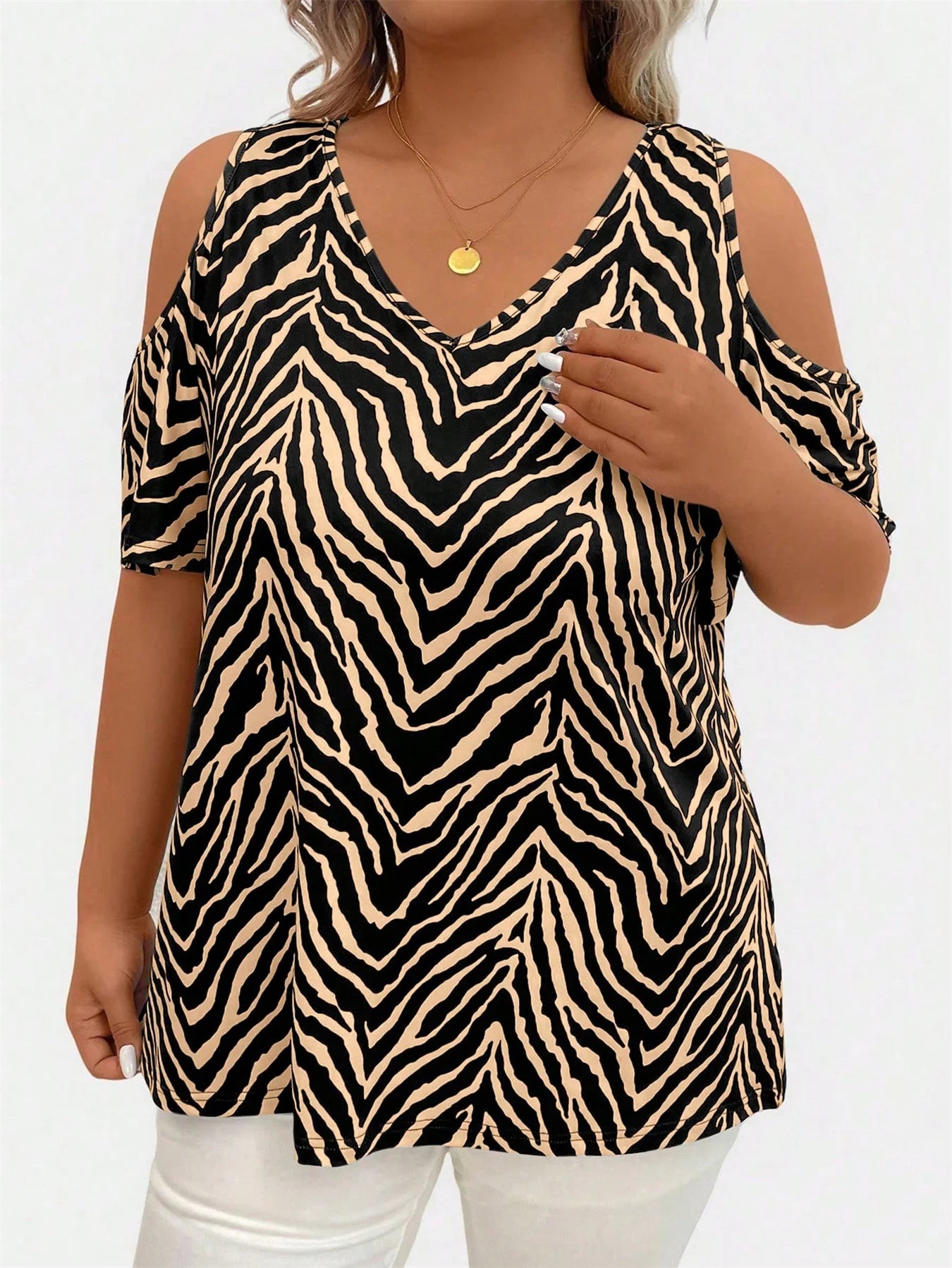 Plus Size Cold Shoulder V-Neck Casual Top