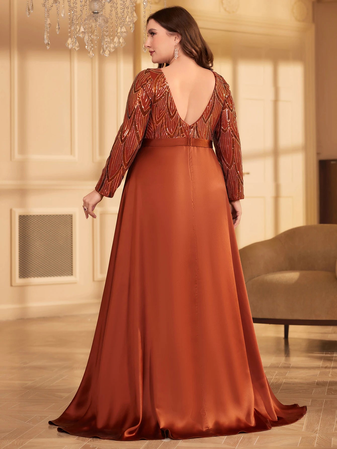 UNITHORSE Sequin Satin Appliqué Evening Dress