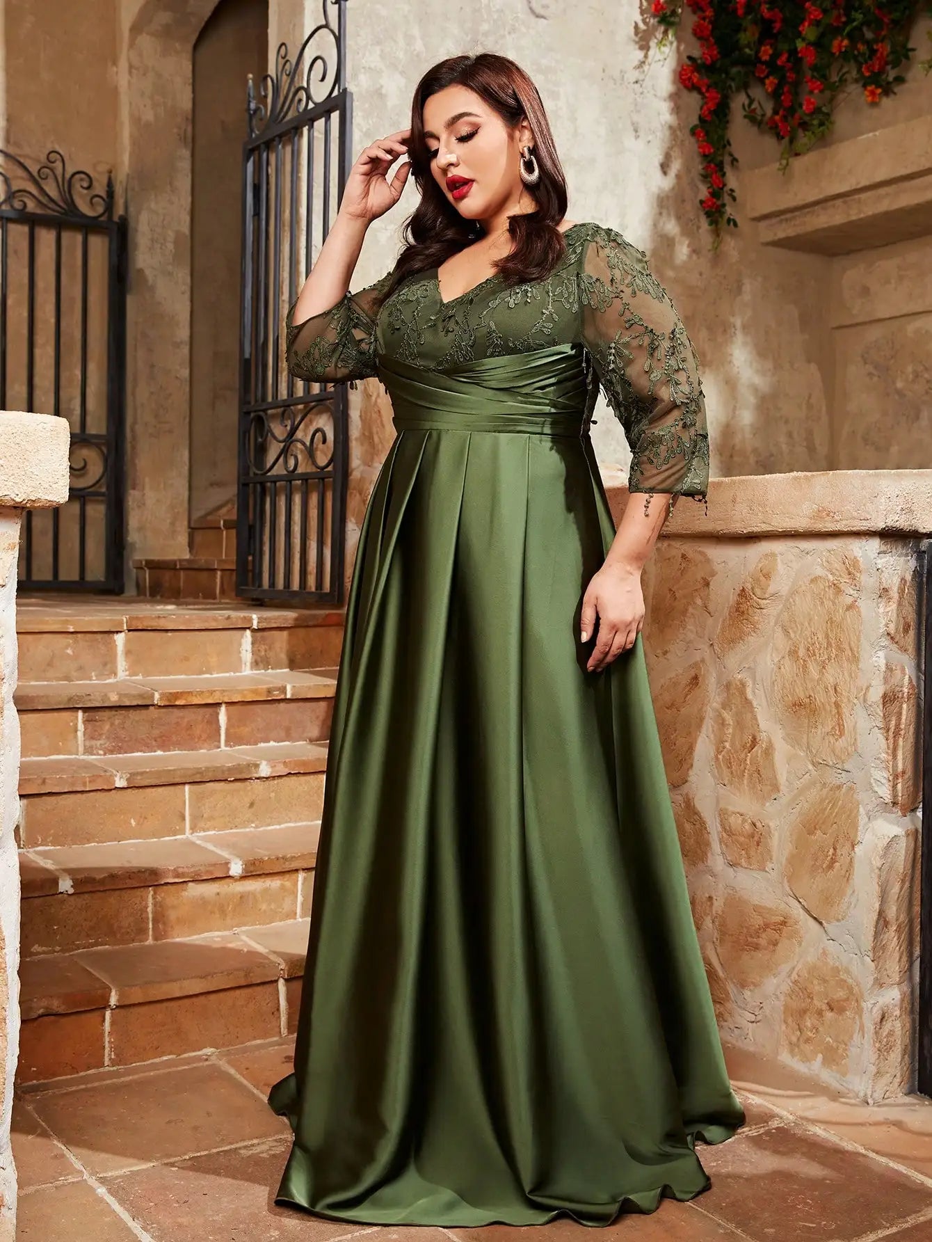 Mgiacy Plus Size Lace Embroidery Satin Evening Gown
