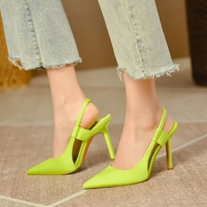 Women's Closed-Toe Mid Heel Hollow Sandals