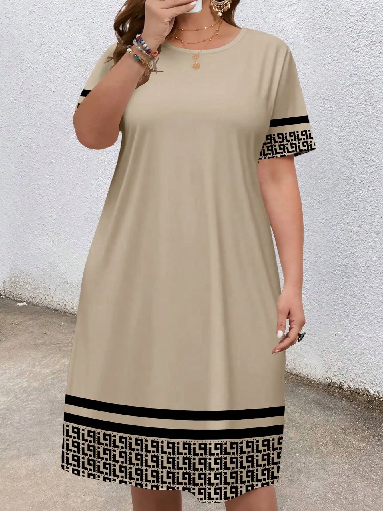 Plus Size Geometric Ethnic Print Pocket Dress