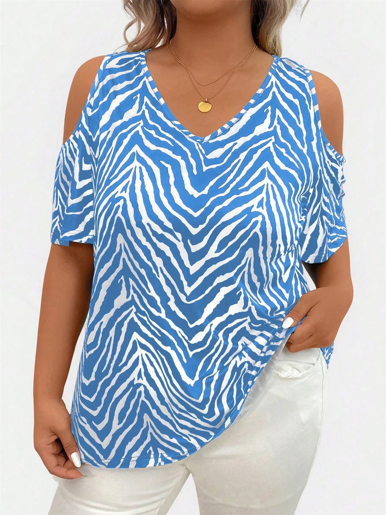 Plus Size Cold Shoulder V-Neck Casual Top